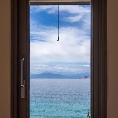 Olea - Luxury With Swimming Pool, Tennis Court & Volley Koilas