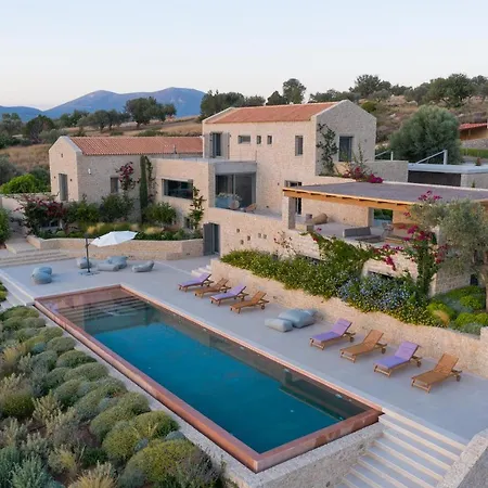 Villa Olea - Luxury With Swimming Pool, Tennis Court & Volley *