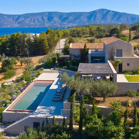 Olea - Luxury With Swimming Pool, Tennis Court & Volley Villa *