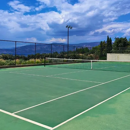 Olea - Luxury With Swimming Pool, Tennis Court & Volley 빌라