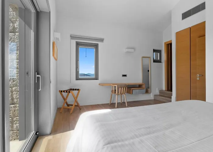 Olea - Luxury With Swimming Pool, Tennis Court & Volley ヴィラ Koilás