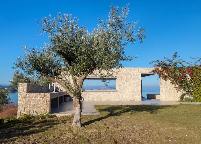 Olea - Luxury With Swimming Pool, Tennis Court & Volley * Koilás