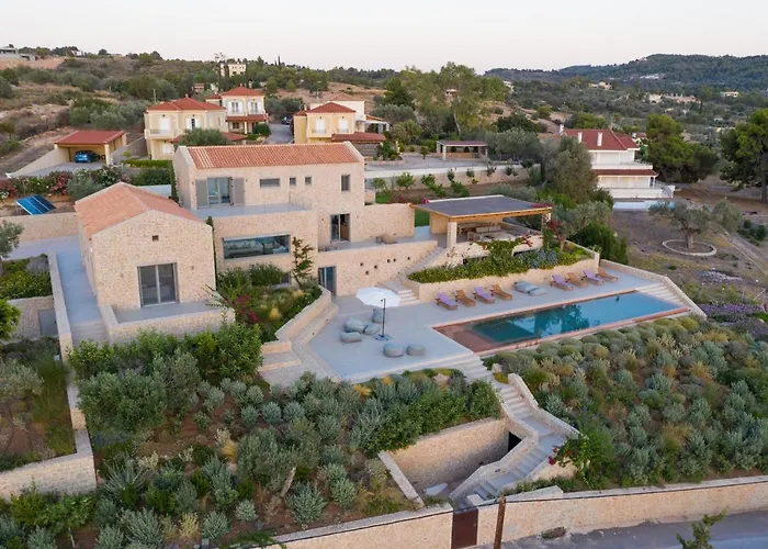 Olea - Luxury With Swimming Pool, Tennis Court & Volley * Koilás